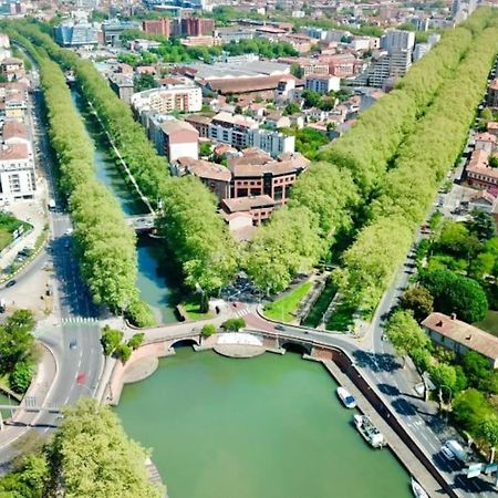 T2 - Ponts Jumeaux - Parking - Balcon - Metro Apartment Toulouse Bagian luar foto